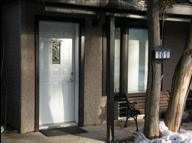 Chalet Beaconsfield Motel Экстерьер фото