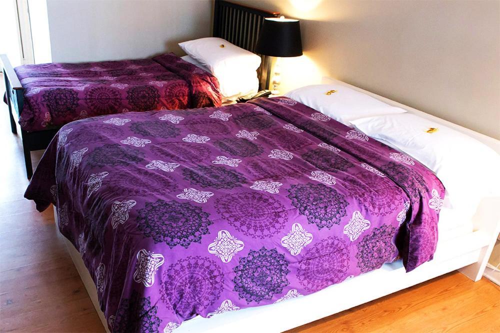 Chalet Beaconsfield Motel Экстерьер фото